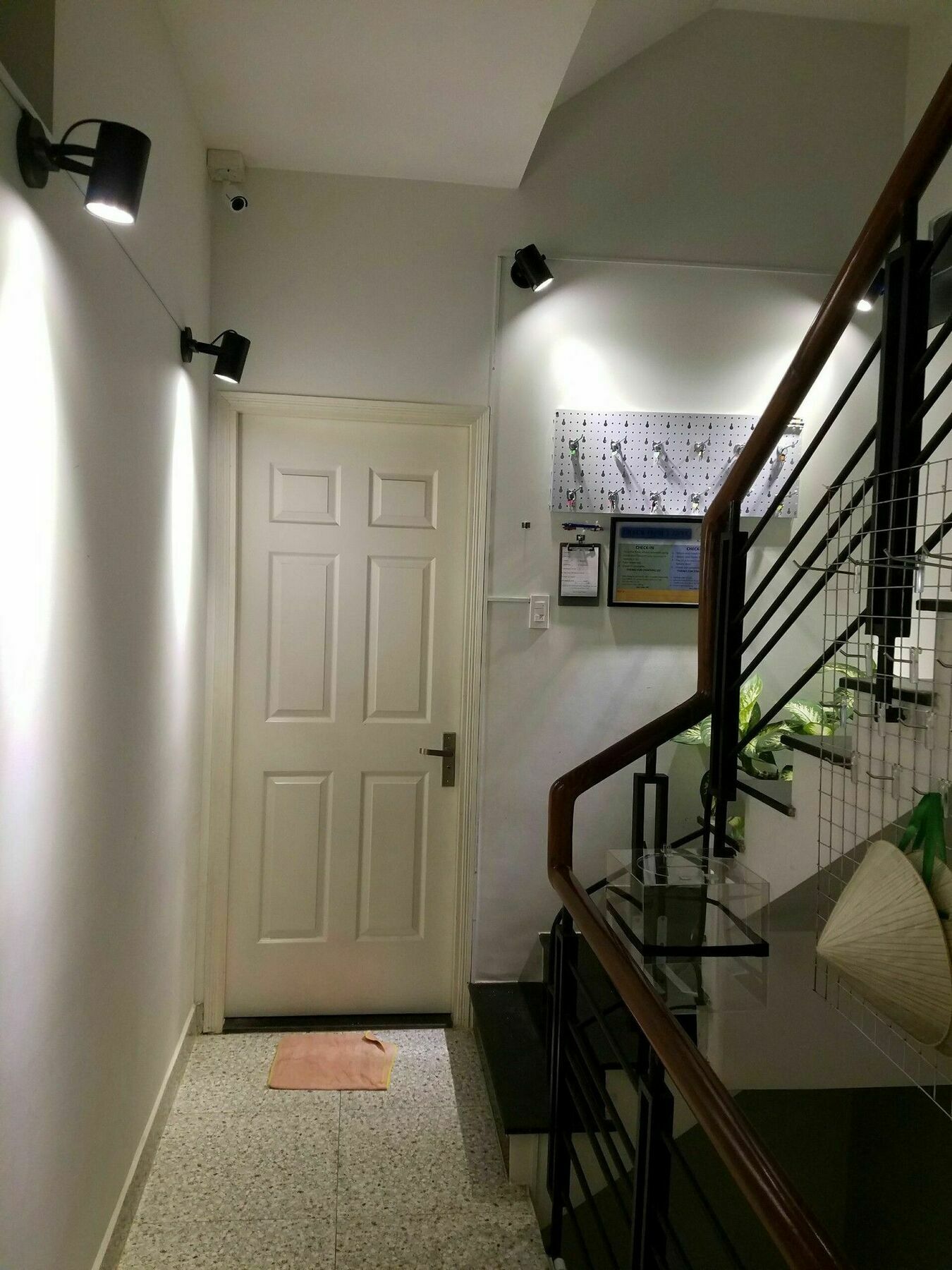 Natural House Hostel Ho Chi Minh City Exterior photo